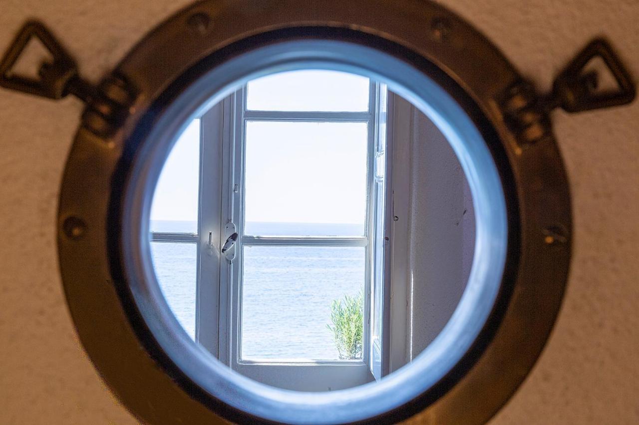 Il Mare Di Camogli Da Un Oblo By Wonderful Italy Lägenhet Exteriör bild